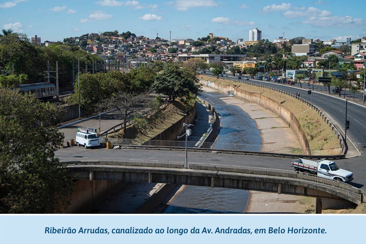Ribeirão Arrudas, canalizado ao longo da Av. Andradas, em Belo Horizonte.