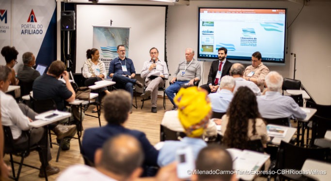 Gestores municipais da Bacia do Velhas debatem metas de recuperação das águas em encontro realizado em BH