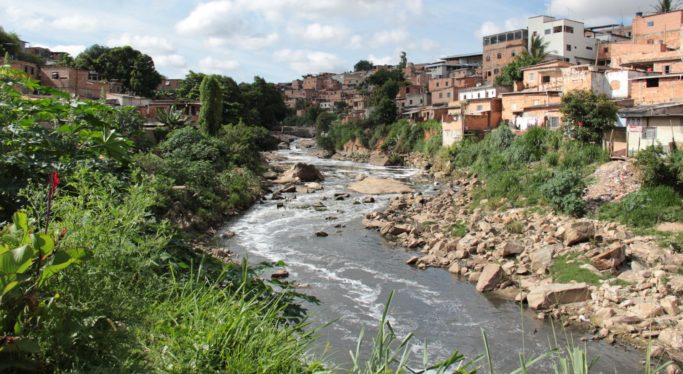 Após anos de mobilização comunitária, PBH assina contrato para Parque Ciliar do Onça